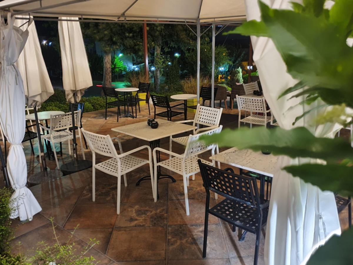 Theatro Hotel Odysseon Kalampáka Luaran gambar